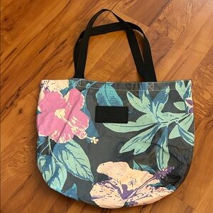 Aloha CollectionWaterproof Floral Print Tote Bag - Multicolor